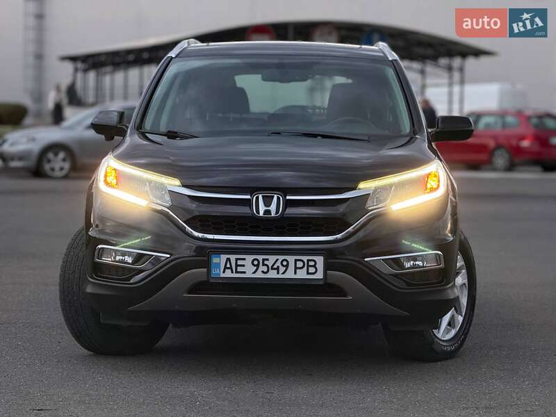 Внедорожник / Кроссовер Honda CR-V 2015 в Кривом Роге