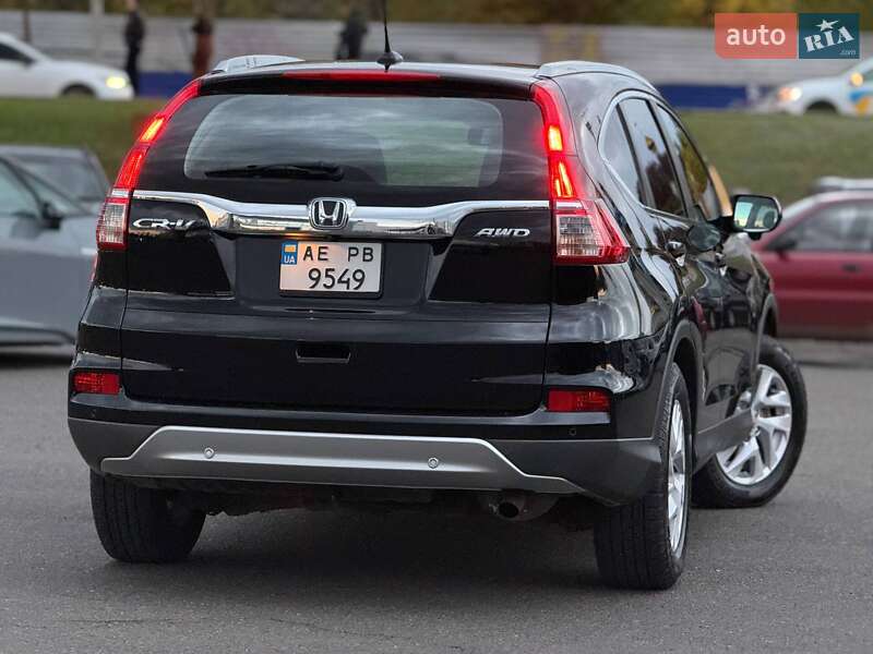 Внедорожник / Кроссовер Honda CR-V 2015 в Кривом Роге