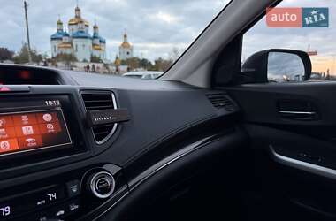 Внедорожник / Кроссовер Honda CR-V 2015 в 