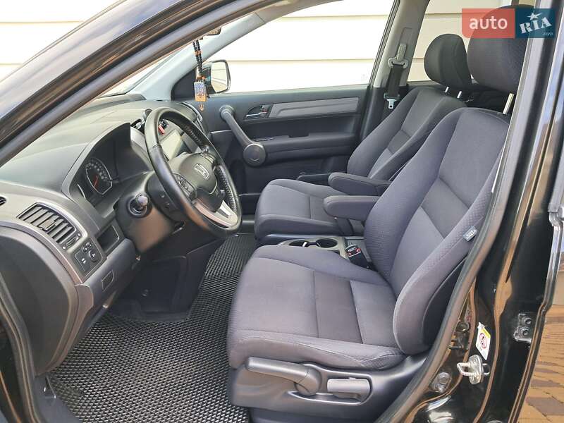 Внедорожник / Кроссовер Honda CR-V 2008 в Могилев-Подольске