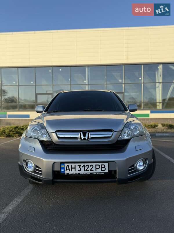 Внедорожник / Кроссовер Honda CR-V 2006 в Краматорске