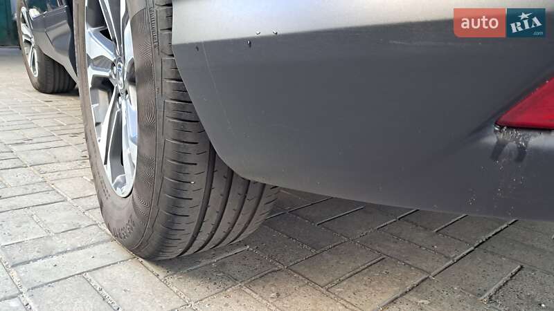 Позашляховик / Кросовер Honda CR-V 2018 в Дніпрі