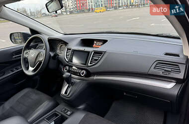 Внедорожник / Кроссовер Honda CR-V 2015 в 
