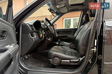 Внедорожник / Кроссовер Honda CR-V 2006 в 