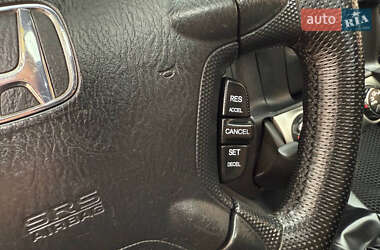 Внедорожник / Кроссовер Honda CR-V 2006 в 
