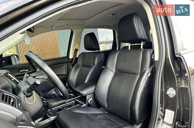 Внедорожник / Кроссовер Honda CR-V 2015 в 