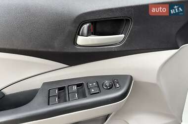 Внедорожник / Кроссовер Honda CR-V 2015 в 