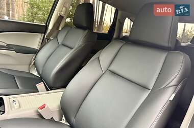 Внедорожник / Кроссовер Honda CR-V 2015 в 