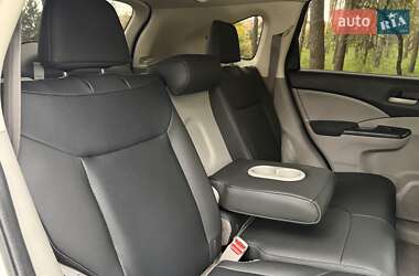 Внедорожник / Кроссовер Honda CR-V 2015 в 