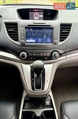 Внедорожник / Кроссовер Honda CR-V 2015 в 