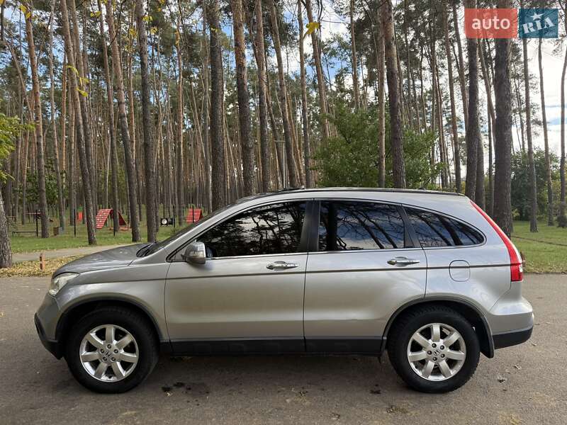 Внедорожник / Кроссовер Honda CR-V 2008 в Киеве