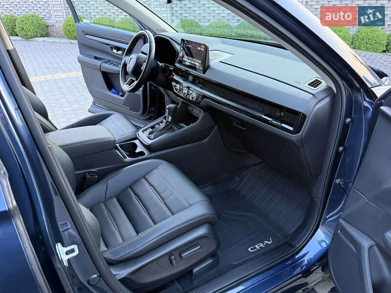Внедорожник / Кроссовер Honda CR-V 2023 в Виннице