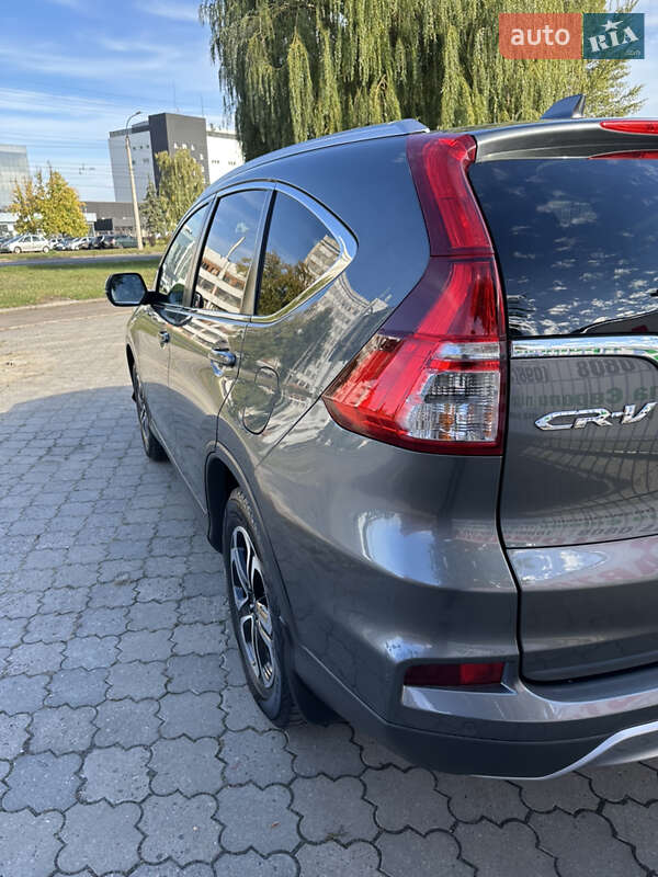 Внедорожник / Кроссовер Honda CR-V 2016 в Черкассах