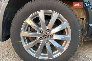 Позашляховик / Кросовер Honda CR-V 2010 в 