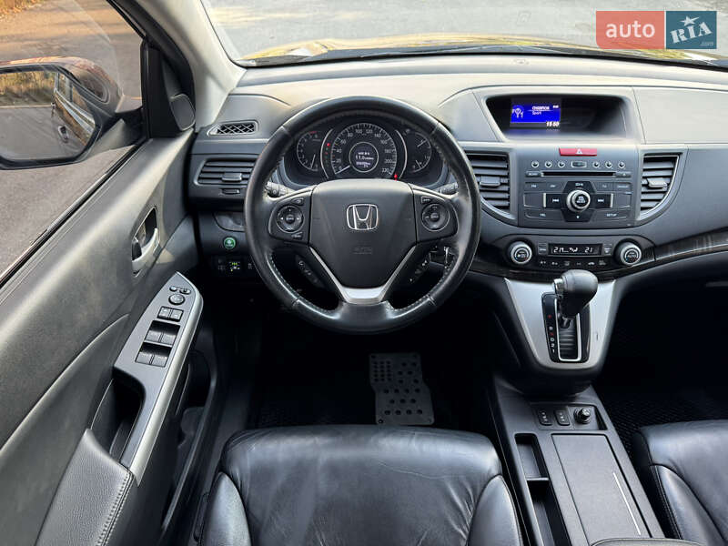 Внедорожник / Кроссовер Honda CR-V 2013 в Киеве