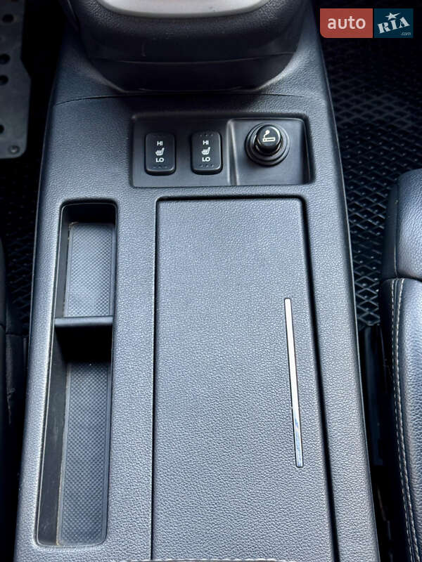 Внедорожник / Кроссовер Honda CR-V 2013 в Киеве