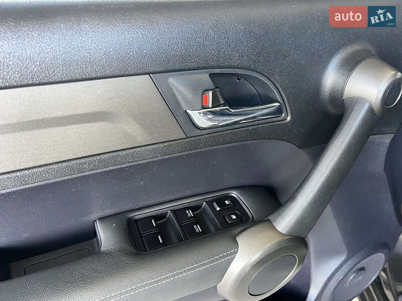 Внедорожник / Кроссовер Honda CR-V 2011 в Николаеве