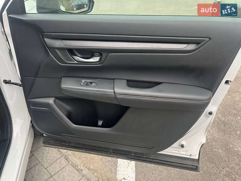 Позашляховик / Кросовер Honda CR-V 2023 в Львові