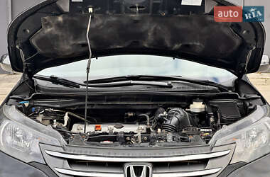 Позашляховик / Кросовер Honda CR-V 2014 в 