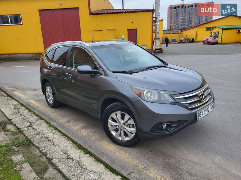 Внедорожник / Кроссовер Honda CR-V 2014 в Хмельницком