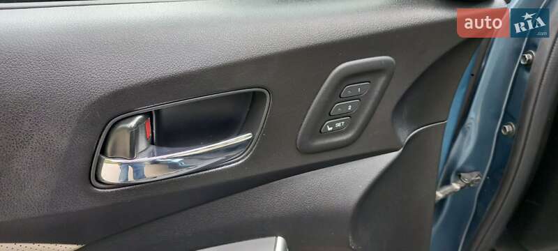 Внедорожник / Кроссовер Honda CR-V 2015 в Киеве фото 6 Внедорожник / Кроссовер Honda CR-V 2015 в Киеве