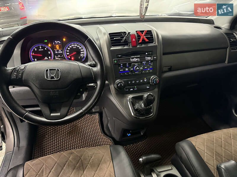Позашляховик / Кросовер Honda CR-V 2010 в Кременці