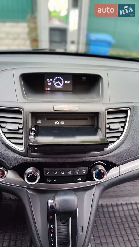 Внедорожник / Кроссовер Honda CR-V 2016 в Киеве
