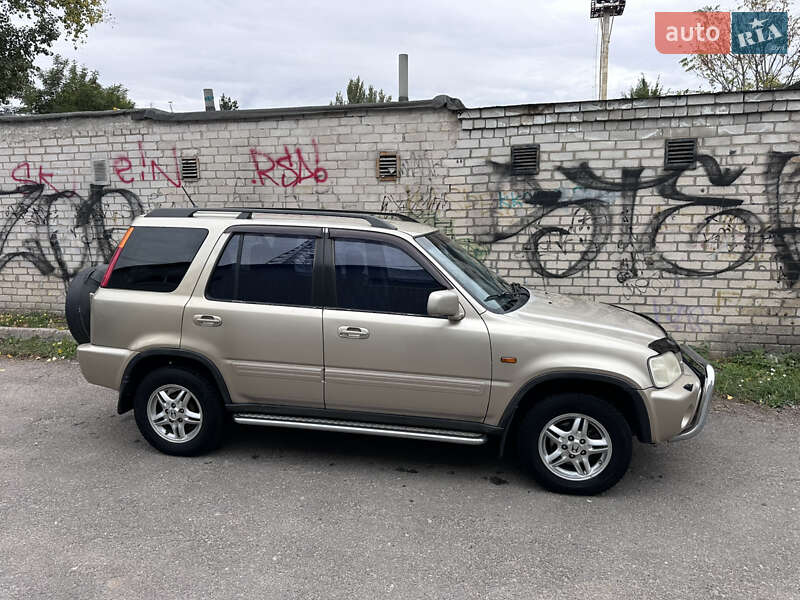 Внедорожник / Кроссовер Honda CR-V 2000 в Запорожье