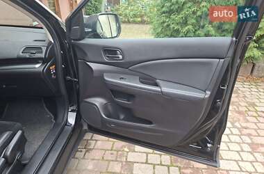 Позашляховик / Кросовер Honda CR-V 2015 в  фото 14 Позашляховик / Кросовер Honda CR-V 2015 в