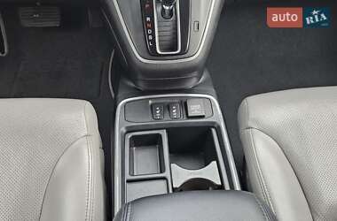 Внедорожник / Кроссовер Honda CR-V 2015 в 