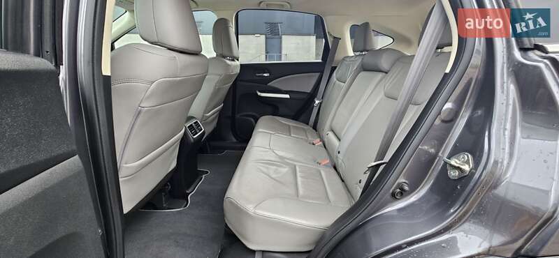 Позашляховик / Кросовер Honda CR-V 2015 в Києві