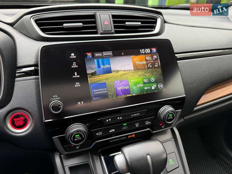 Внедорожник / Кроссовер Honda CR-V 2017 в Киеве