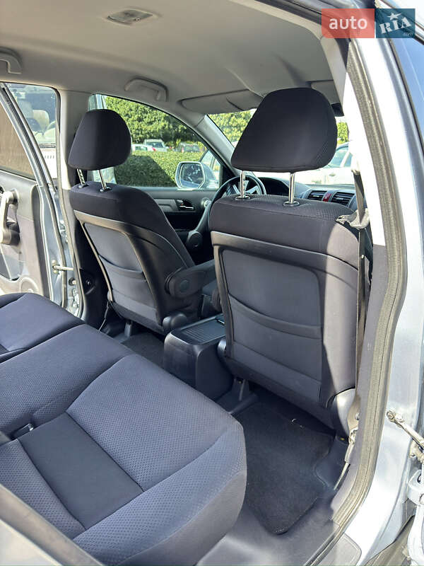 Позашляховик / Кросовер Honda CR-V 2008 в Сумах фото 32 Позашляховик / Кросовер Honda CR-V 2008 в Сумах