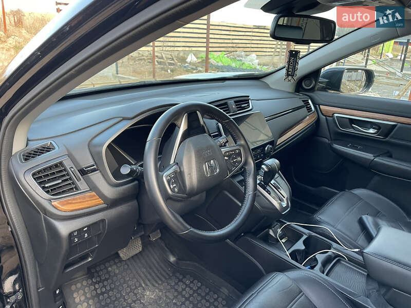 Внедорожник / Кроссовер Honda CR-V 2017 в Киеве