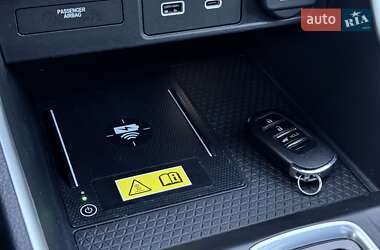 Внедорожник / Кроссовер Honda CR-V 2023 в 