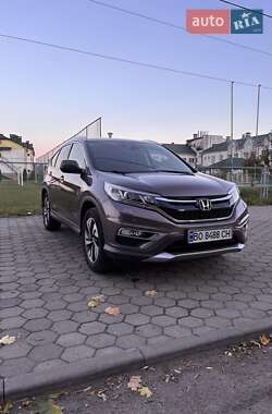 Позашляховик / Кросовер Honda CR-V 2015 в 