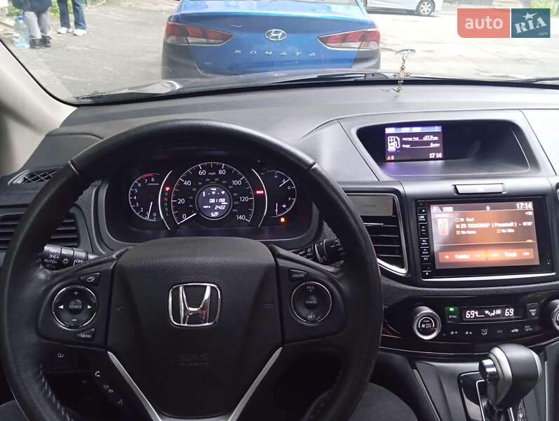 Внедорожник / Кроссовер Honda CR-V 2016 в Киеве