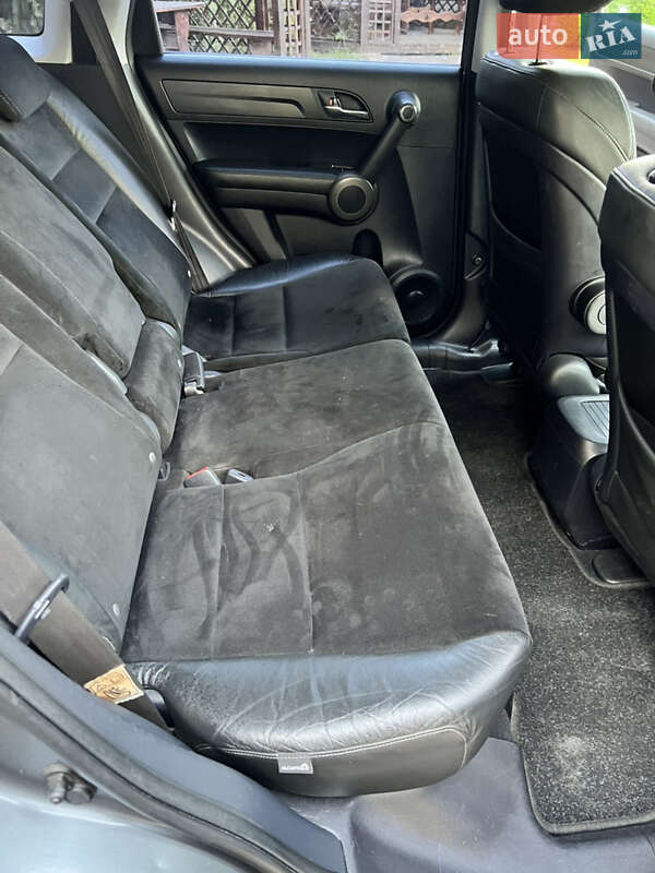 Позашляховик / Кросовер Honda CR-V 2010 в Жидачові