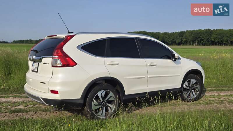 Позашляховик / Кросовер Honda CR-V 2015 в Києві