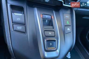 Позашляховик / Кросовер Honda CR-V 2022 в 