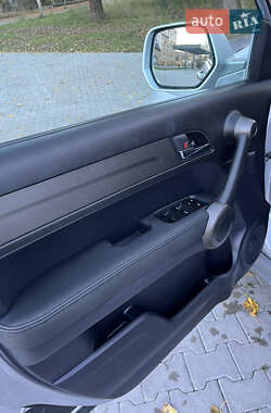 Позашляховик / Кросовер Honda CR-V 2011 в  фото 13 Позашляховик / Кросовер Honda CR-V 2011 в