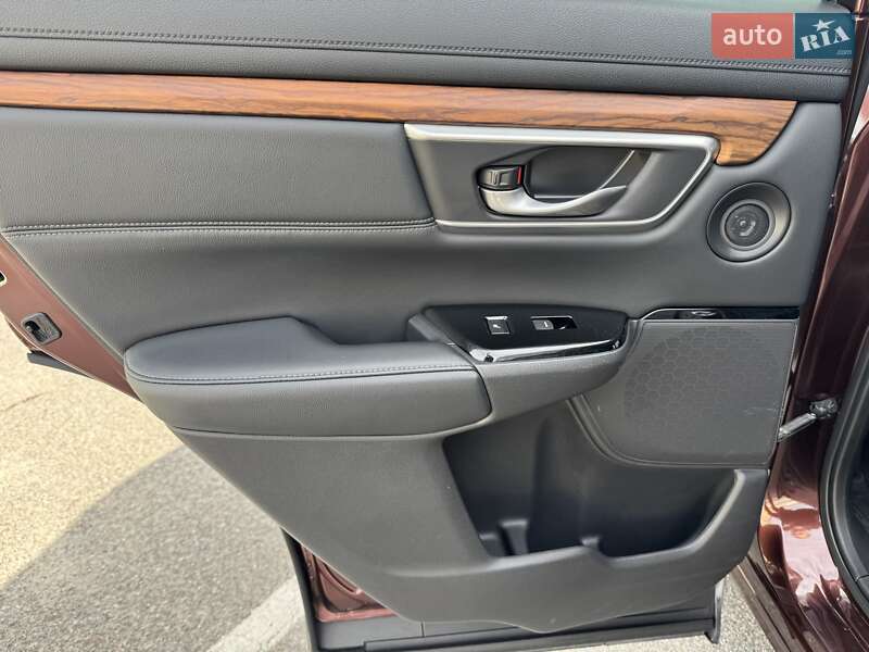 Внедорожник / Кроссовер Honda CR-V 2018 в Киеве фото 41 Внедорожник / Кроссовер Honda CR-V 2018 в Киеве