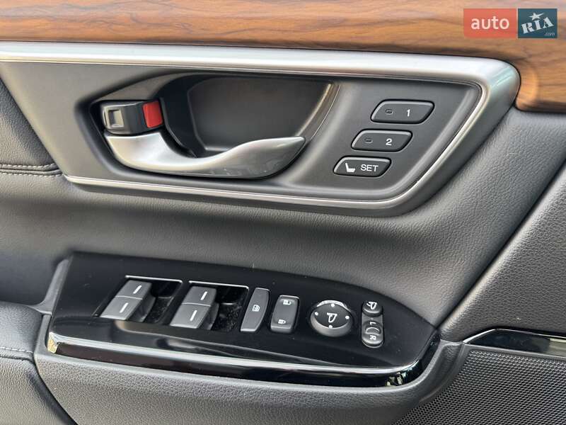 Внедорожник / Кроссовер Honda CR-V 2018 в Киеве фото 47 Внедорожник / Кроссовер Honda CR-V 2018 в Киеве