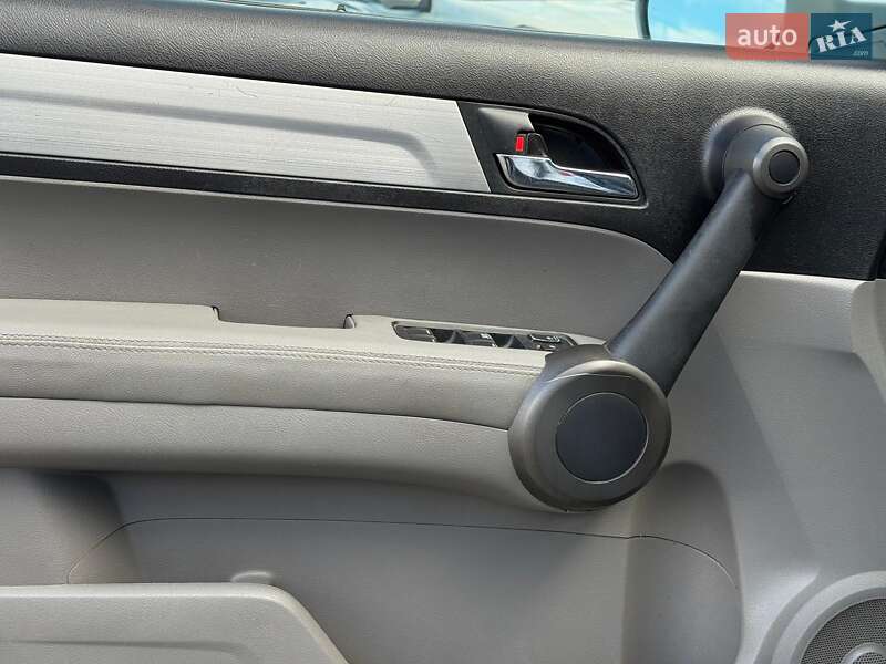 Позашляховик / Кросовер Honda CR-V 2010 в Львові фото 14 Позашляховик / Кросовер Honda CR-V 2010 в Львові