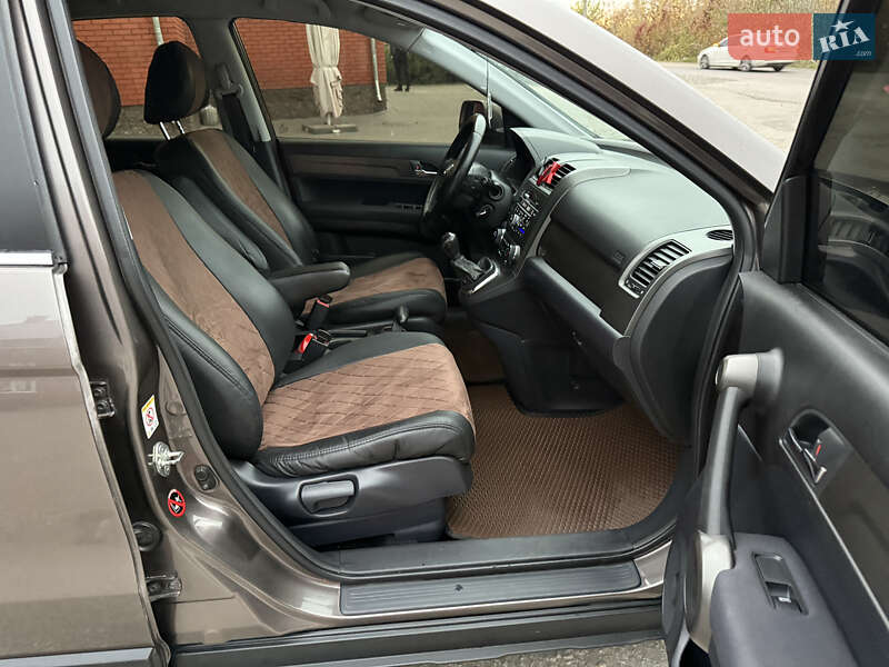 Позашляховик / Кросовер Honda CR-V 2010 в Кременці фото 30 Позашляховик / Кросовер Honda CR-V 2010 в Кременці