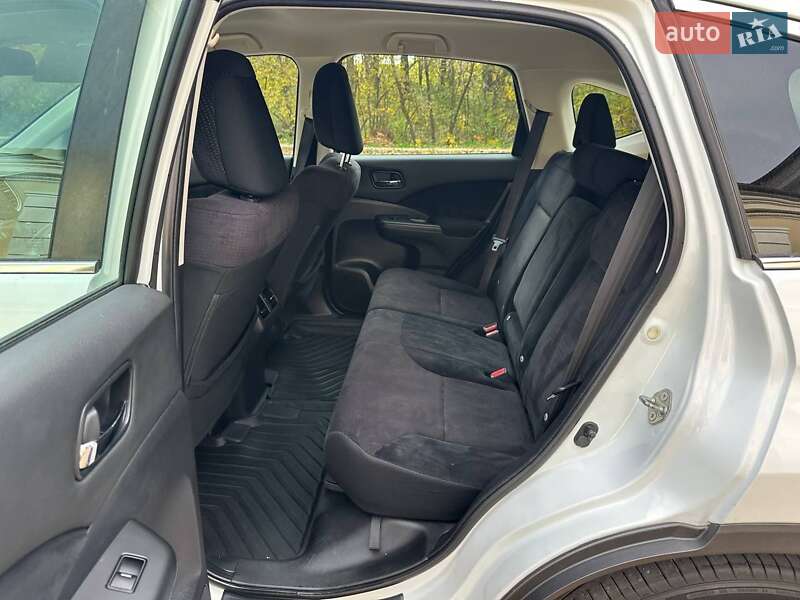 Внедорожник / Кроссовер Honda CR-V 2014 в Радивилове