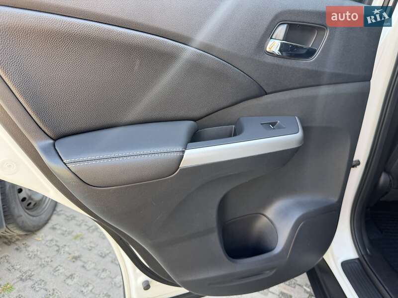 Позашляховик / Кросовер Honda CR-V 2015 в Києві фото 21 Позашляховик / Кросовер Honda CR-V 2015 в Києві