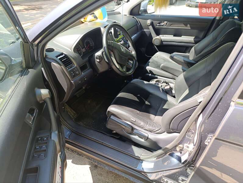Позашляховик / Кросовер Honda CR-V 2011 в Чернігові