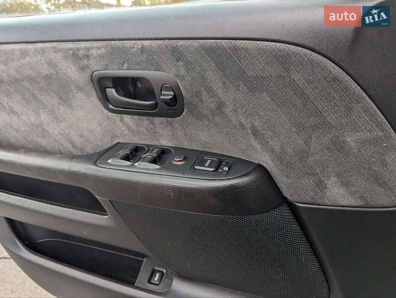 Позашляховик / Кросовер Honda CR-V 2003 в Трускавці