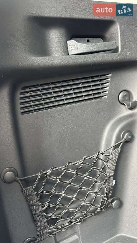 Позашляховик / Кросовер Honda CR-V 2016 в Бершаді фото 42 Позашляховик / Кросовер Honda CR-V 2016 в Бершаді